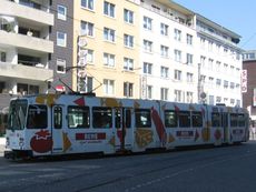 Straßenbahn2.JPG